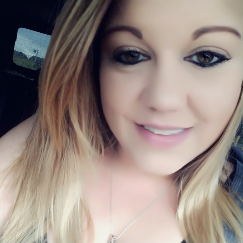 Meet your Posher, Tara